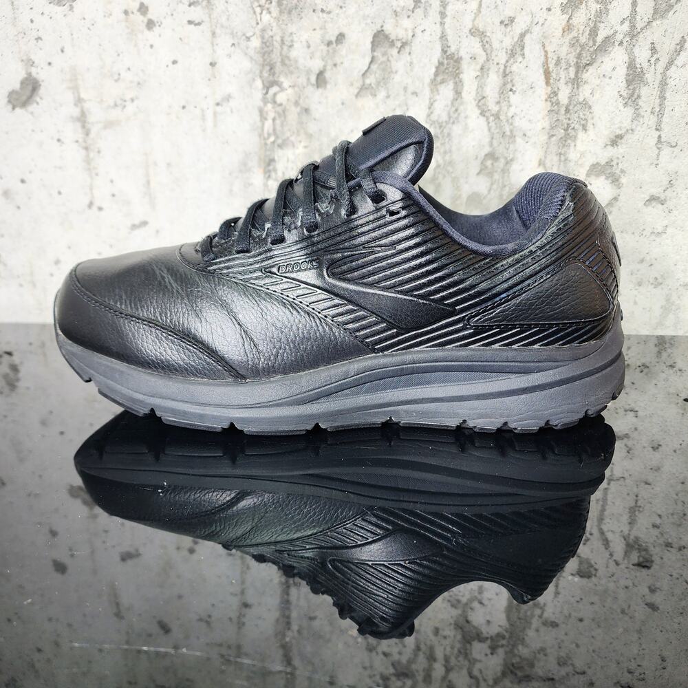 Brooks Addiction Walker 2 Men’s Size 10.5 Triple Black Pre-Owned Slip Resistant
